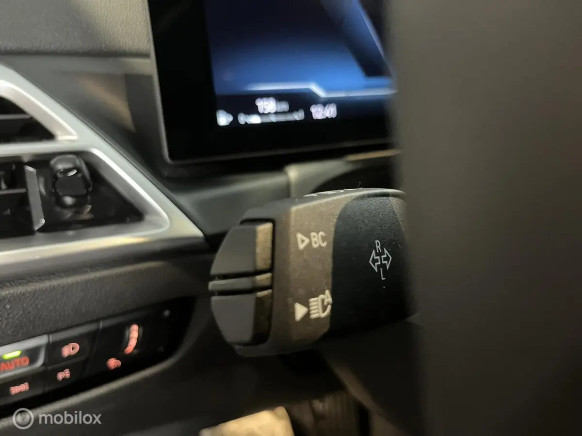318i|HUD|360|LASER|STOELVERWARMING|ZEER MOOI|