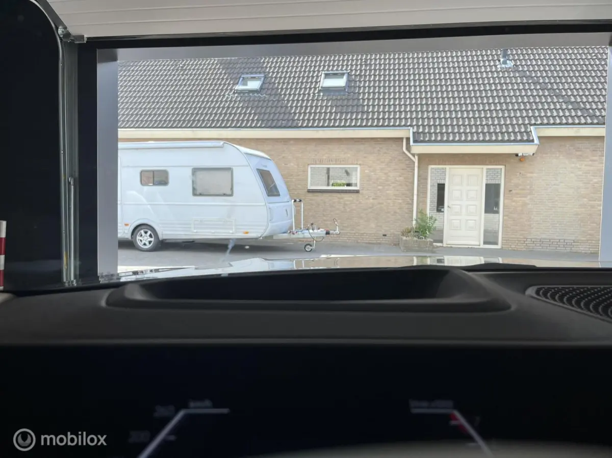 318i|HUD|360|LASER|STOELVERWARMING|ZEER MOOI|