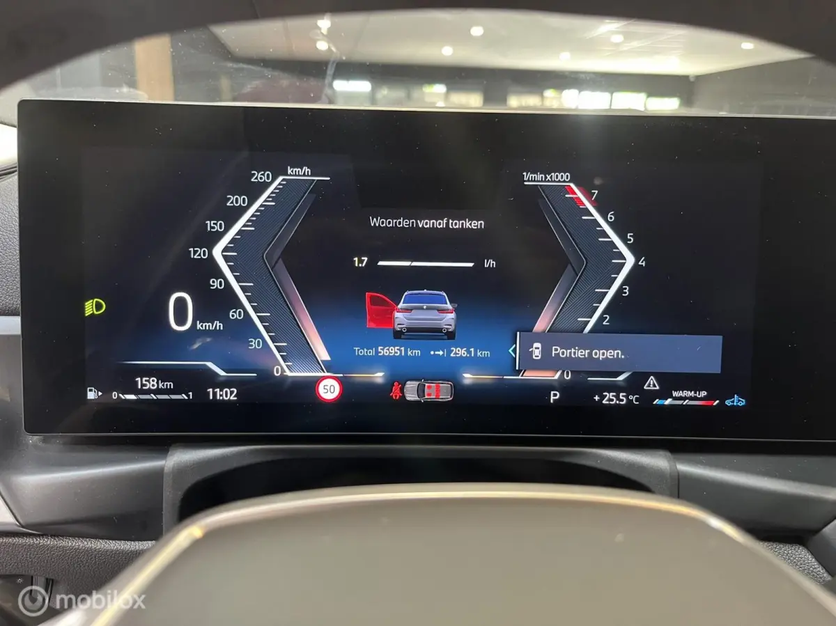 318i|HUD|360|LASER|STOELVERWARMING|ZEER MOOI|