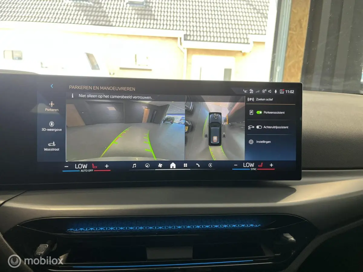 318i|HUD|360|LASER|STOELVERWARMING|ZEER MOOI|