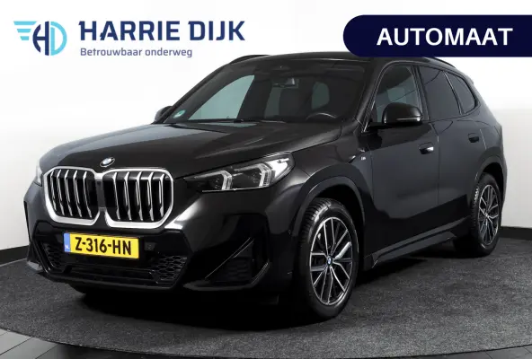 sDrive18i 136 PK M-Sport | Afn. Trekhaak | Dig. Cockpit | Cruise | PDC | Camera | NAV + App. Connect | ECC | Elek. Klep | LM 18" |