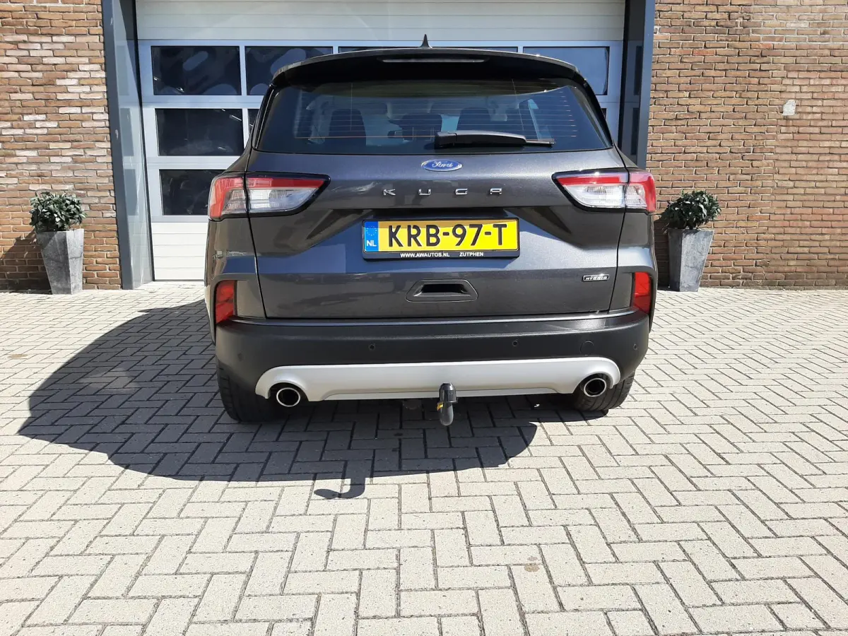 2.5 PHEV Titanium trekhaak SOH 100%