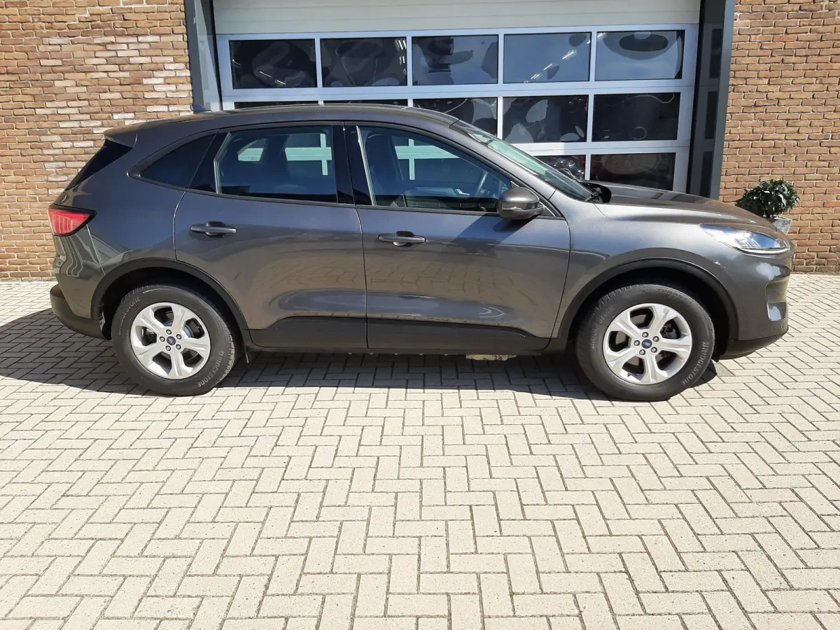 2.5 PHEV Titanium trekhaak SOH 100%