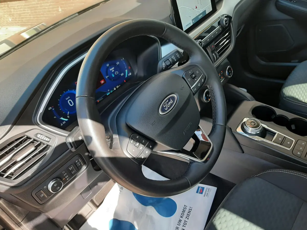 2.5 PHEV Titanium trekhaak SOH 100%