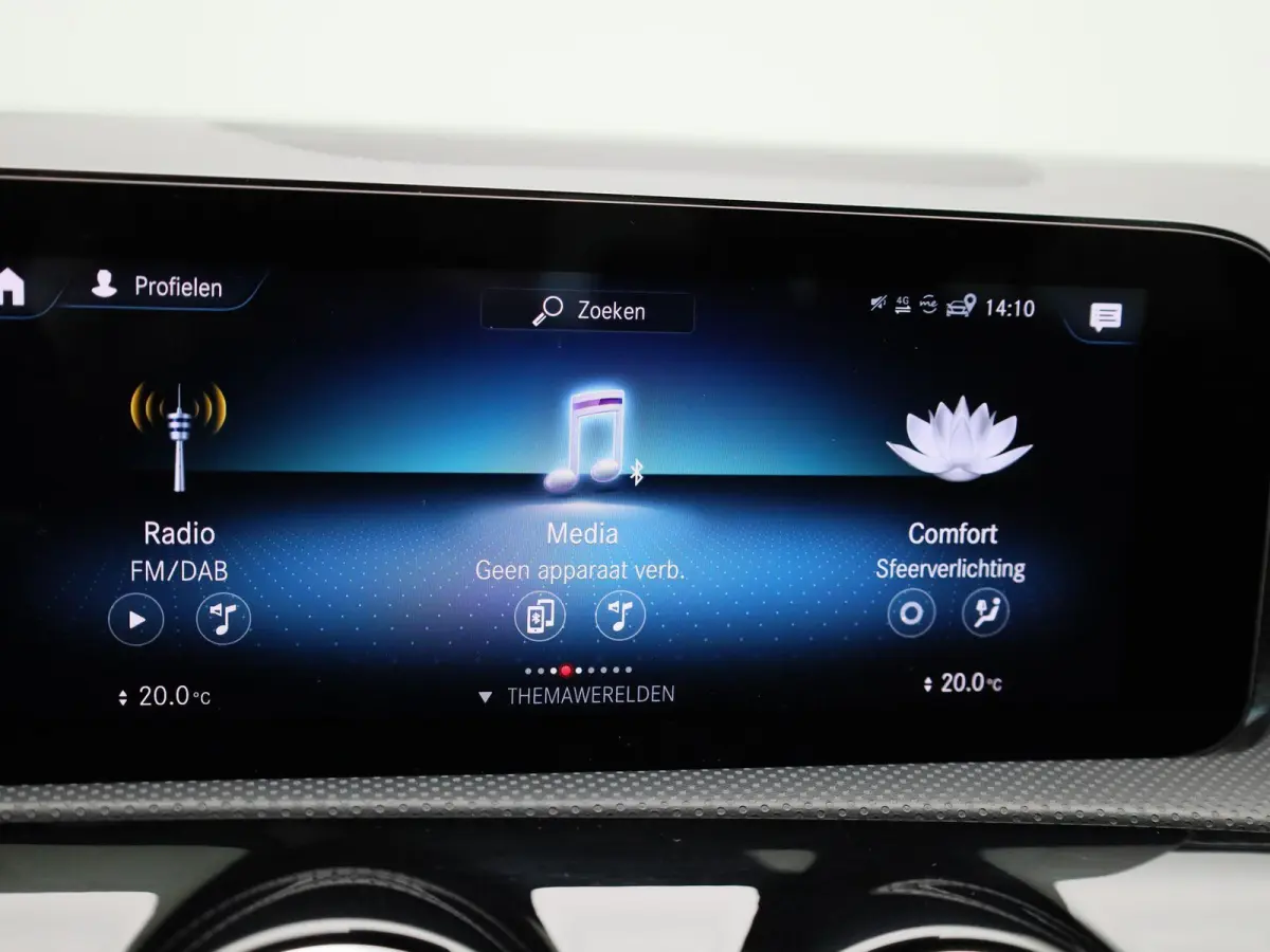 180 Business Solution Luxury | Automaat | Apple Carplay/Android Auto | Trekhaak | Sfeerverlichting | Climate Control | Achteruitrijcamera | Lederen Bekleding | Lichtmetalen Velgen |