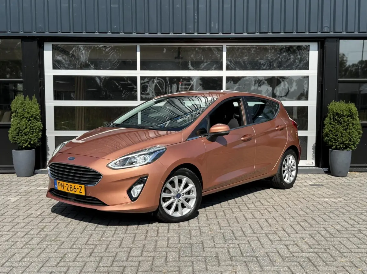 1.0 EcoBoost 100pk Titanium |B&O|Carplay|Camera|Dealer oh|