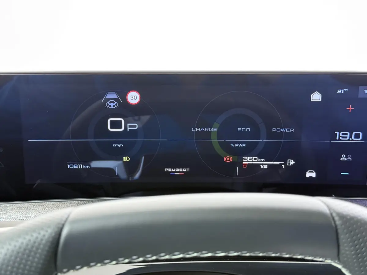 1.2 Hybrid 145 GT 7p VAN:38.900,- VOOR:36.877,- UW HERFSTVOORDEEL:2.023,- ADAPTIVE CRUISE | 360° CAMERA | STOEL- & STUURVERWARMING | MEMORY SEAT MET MASSAGE | DODEHOEKDETECTIE | DRIVE ASSIS