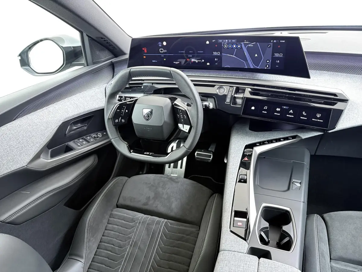1.2 Hybrid 145 GT 7p VAN:38.900,- VOOR:36.877,- UW HERFSTVOORDEEL:2.023,- ADAPTIVE CRUISE | 360° CAMERA | STOEL- & STUURVERWARMING | MEMORY SEAT MET MASSAGE | DODEHOEKDETECTIE | DRIVE ASSIS