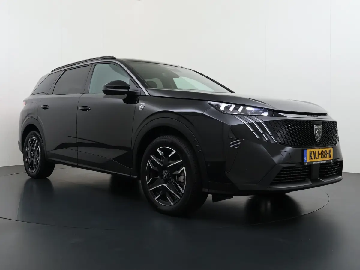 1.2 Hybrid 145 GT 7p VAN:38.900,- VOOR:36.877,- UW HERFSTVOORDEEL:2.023,- ADAPTIVE CRUISE | 360° CAMERA | STOEL- & STUURVERWARMING | MEMORY SEAT MET MASSAGE | DODEHOEKDETECTIE | DRIVE ASSIS