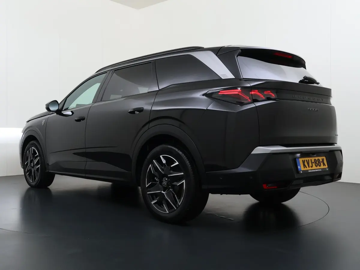 1.2 Hybrid 145 GT 7p VAN:38.900,- VOOR:36.877,- UW HERFSTVOORDEEL:2.023,- ADAPTIVE CRUISE | 360° CAMERA | STOEL- & STUURVERWARMING | MEMORY SEAT MET MASSAGE | DODEHOEKDETECTIE | DRIVE ASSIS