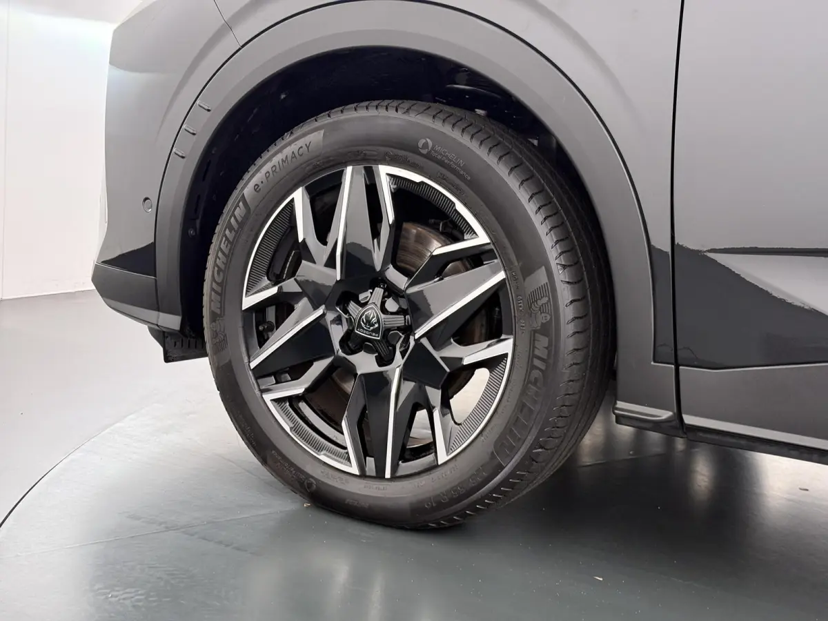 1.2 Hybrid 145 GT 7p VAN:38.900,- VOOR:36.877,- UW HERFSTVOORDEEL:2.023,- ADAPTIVE CRUISE | 360° CAMERA | STOEL- & STUURVERWARMING | MEMORY SEAT MET MASSAGE | DODEHOEKDETECTIE | DRIVE ASSIS