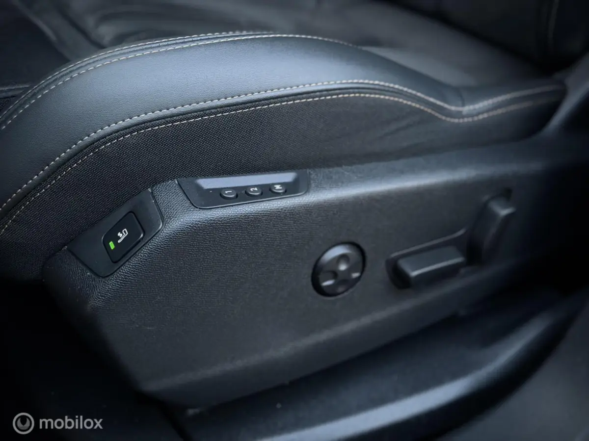 1.2 PureTech GT|Focal|Alcantara/leder|360 Camera|Elek.stoel.|Adap.Cruise|Trekhaak