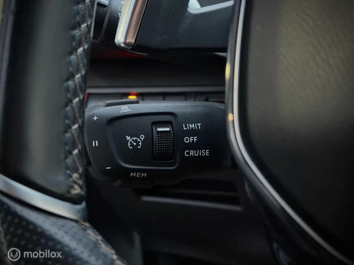 1.2 PureTech GT|Focal|Alcantara/leder|360 Camera|Elek.stoel.|Adap.Cruise|Trekhaak