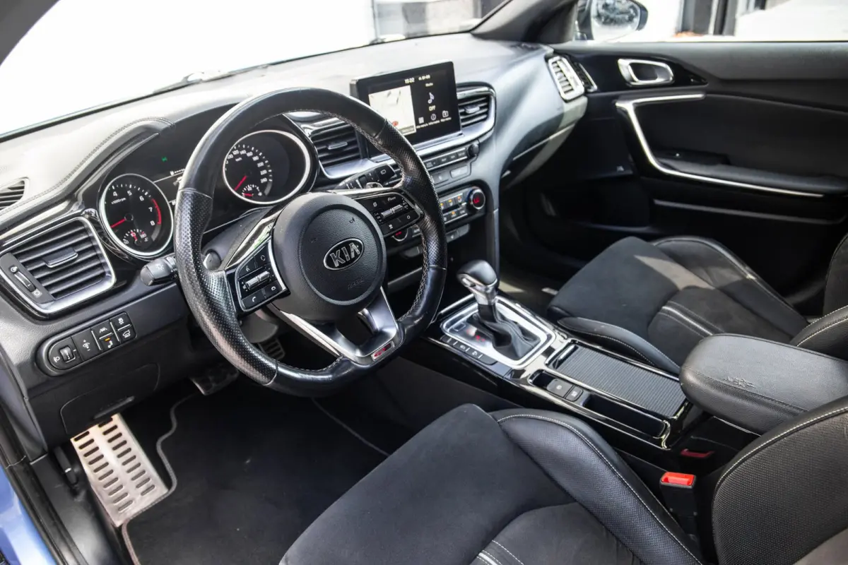 1.4 T-GDI GT-PlusLine / Pano / Carplay / Winterset