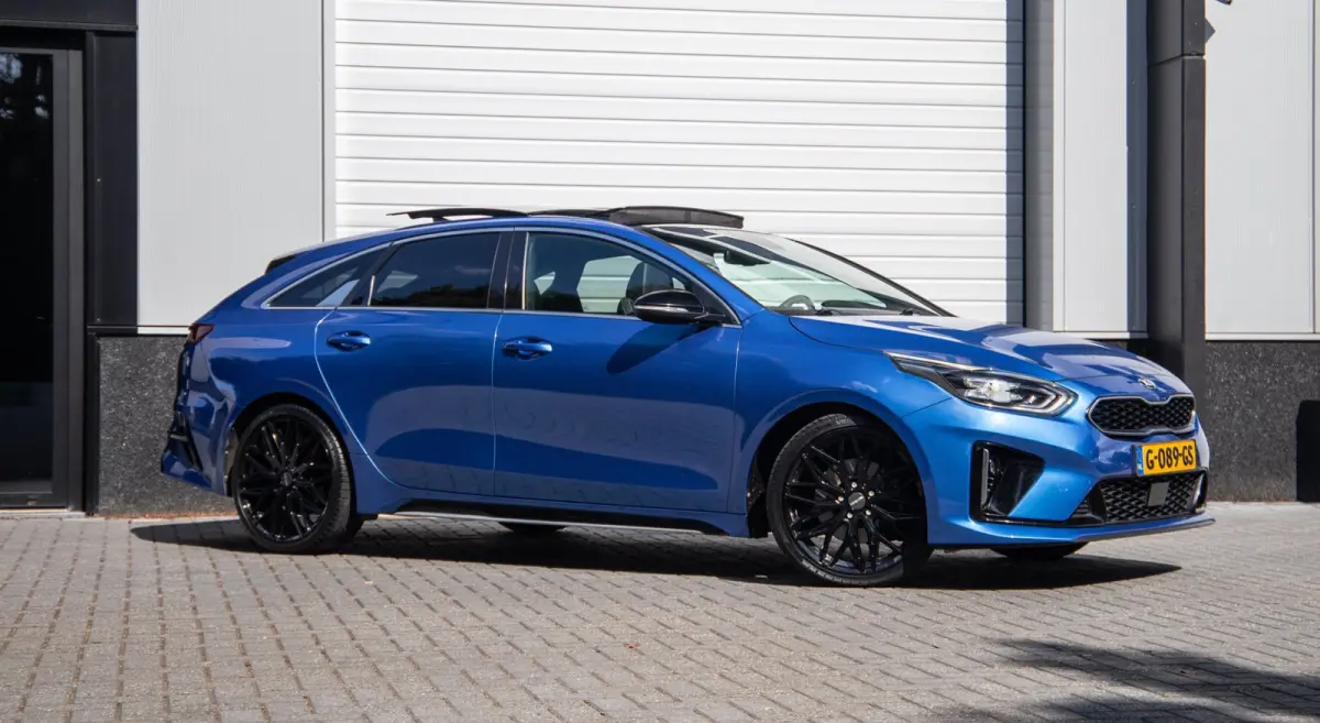 1.4 T-GDI GT-PlusLine / Pano / Carplay / Winterset