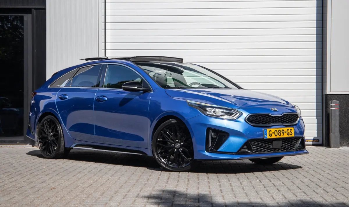 1.4 T-GDI GT-PlusLine / Pano / Carplay / Winterset