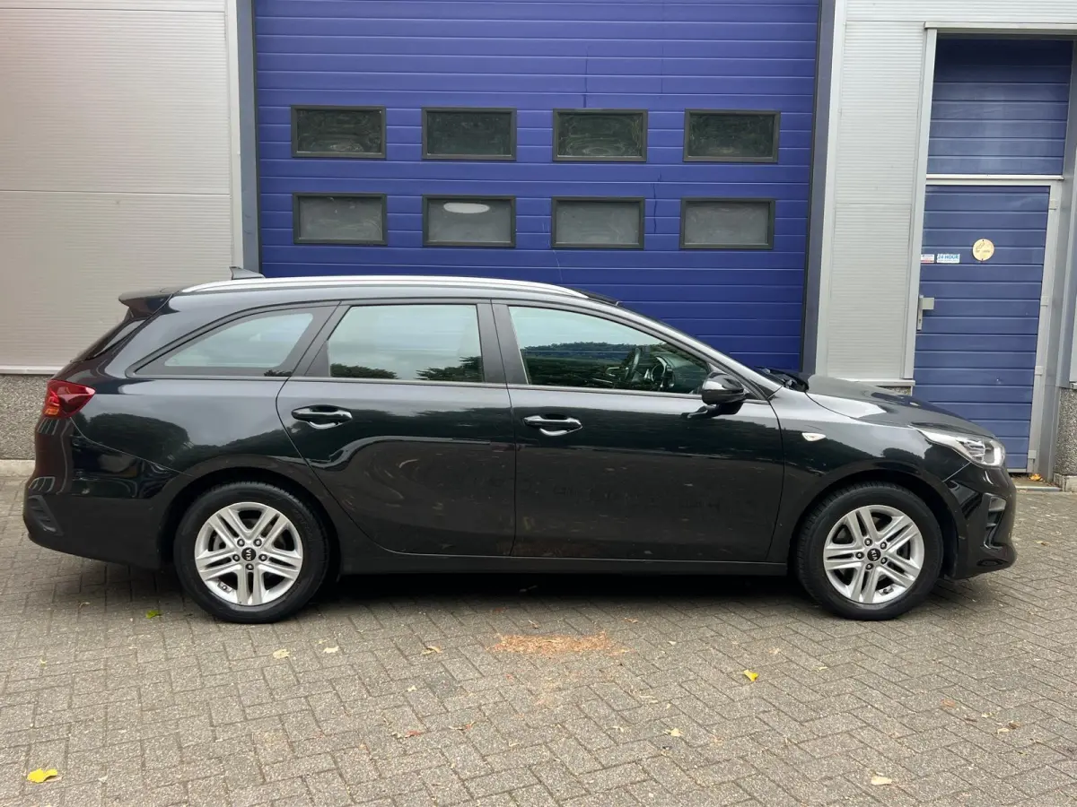 1.4 l Cruise l Navi l Stuurverwarming l