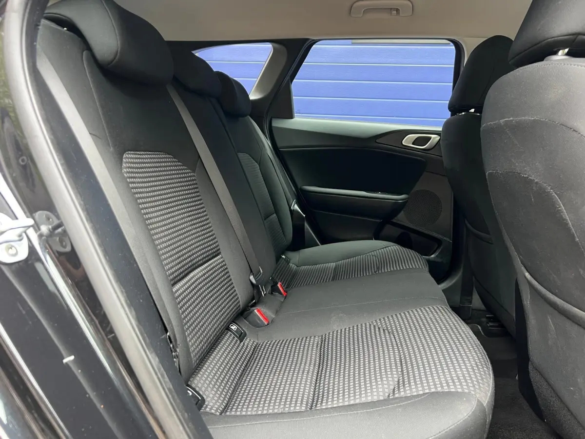1.4 l Cruise l Navi l Stuurverwarming l
