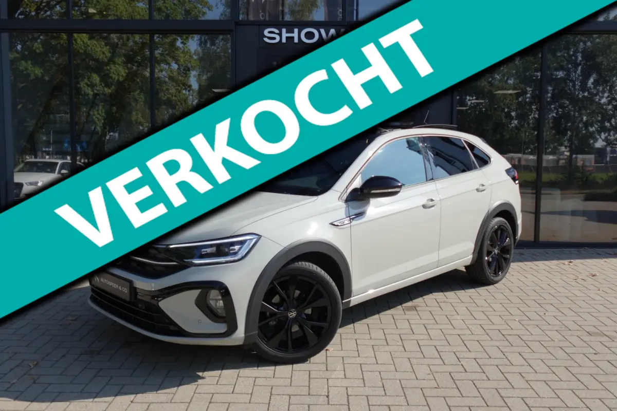 1.5 TSI R-Line PANO KEYLESS CAM