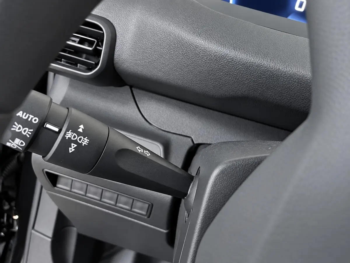 1.5 BlueHDi 130PK Automaat L2 Navigatie Apple Carplay / Android Auto DAB trekhaak Cruise Control Airco Houten bekleding laadruimte