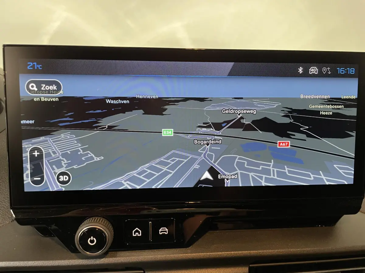 1.5 BlueHDi 130PK Automaat L2 Navigatie Apple Carplay / Android Auto DAB trekhaak Cruise Control Airco Houten bekleding laadruimte