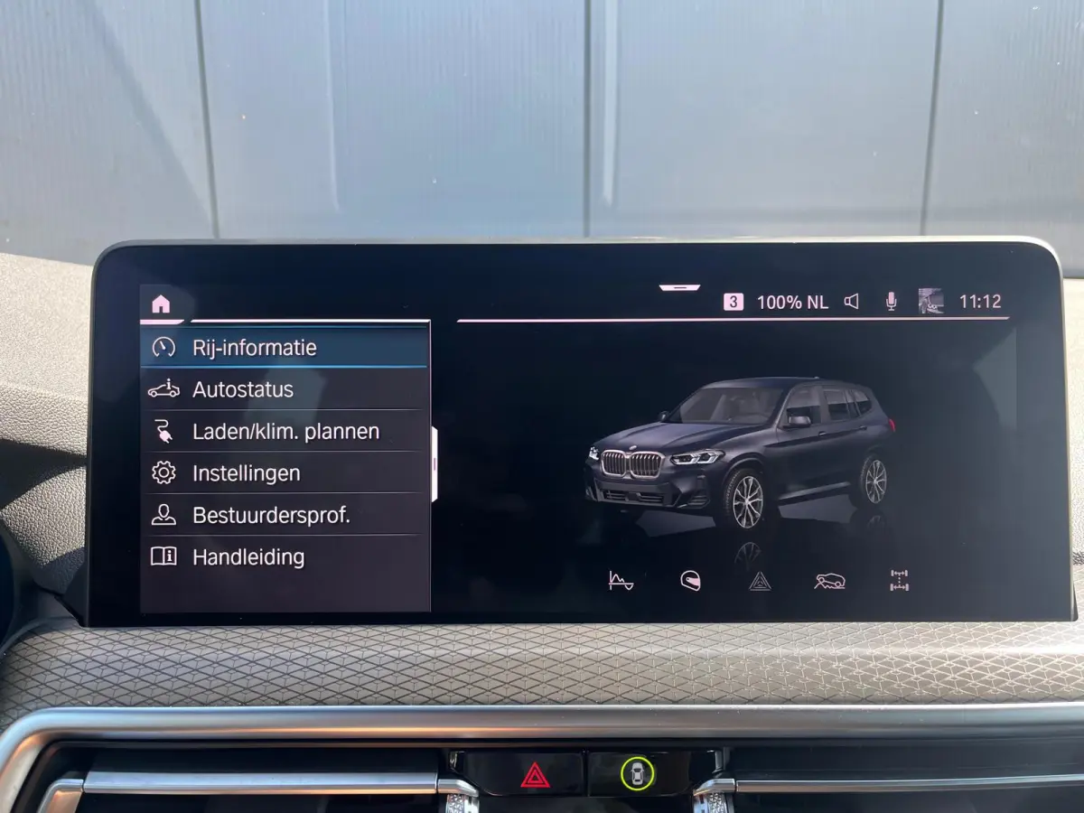 XDrive30e M-Sport | Alarm | Camera | Comfort Access | Lederen Bekleding | Memory | Panoramadak | Stoelverwarming |