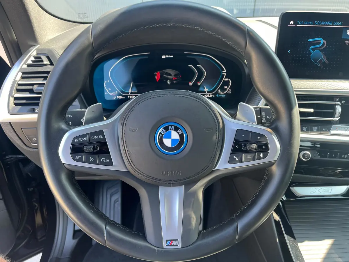 XDrive30e M-Sport | Alarm | Camera | Comfort Access | Lederen Bekleding | Memory | Panoramadak | Stoelverwarming |
