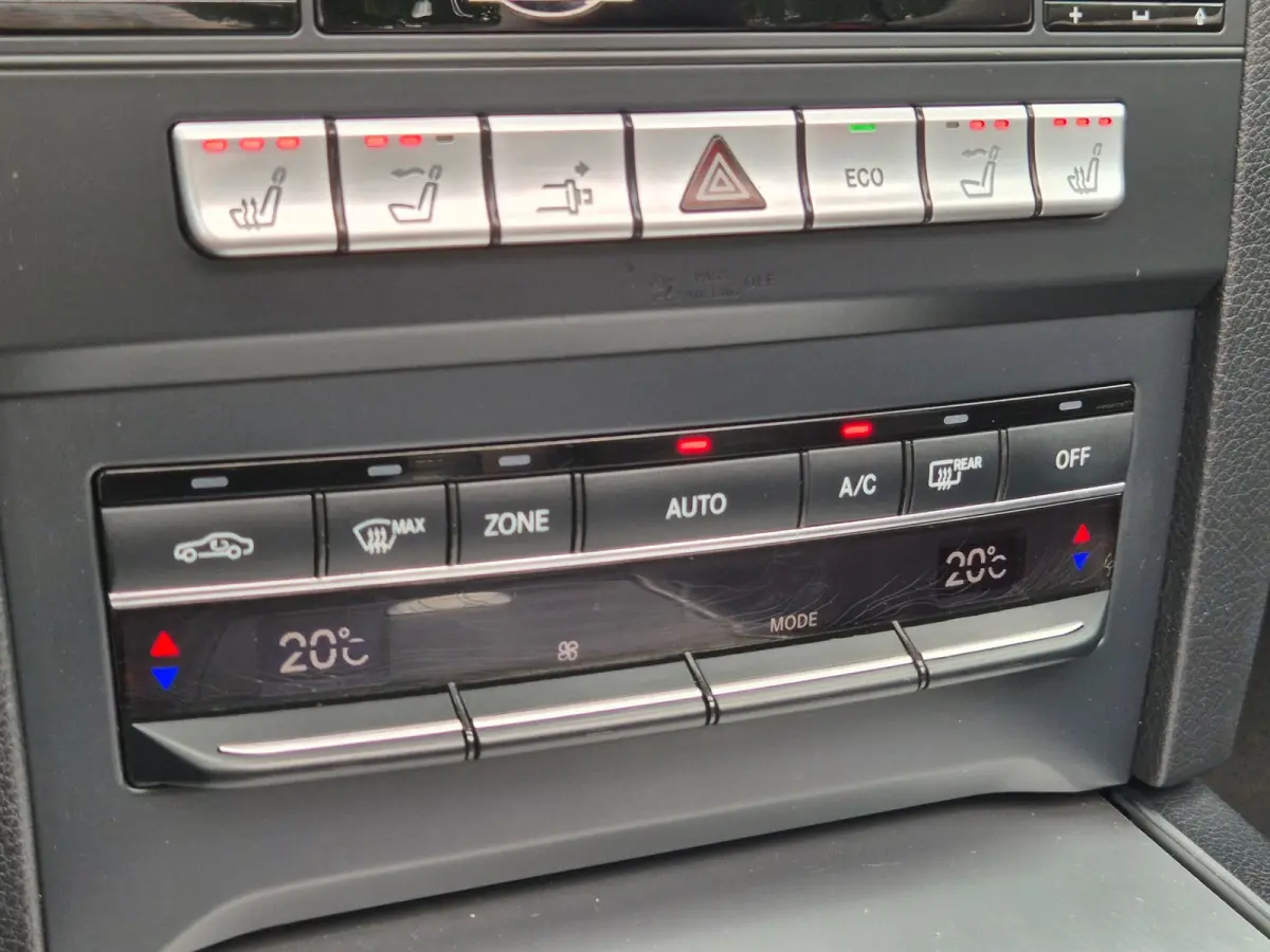 AMG 200 Edition Sport AIRSCARF NAP!