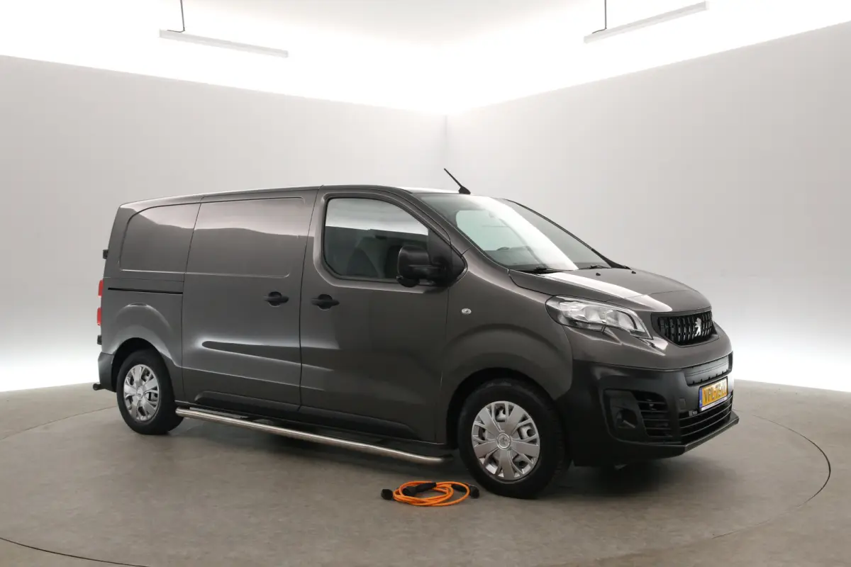 Peugeot e-Expert 75 kWh L2H1 | Snelladen | SOH 91% | Airco | Cruise | Camera | Carplay | Parkeersens.