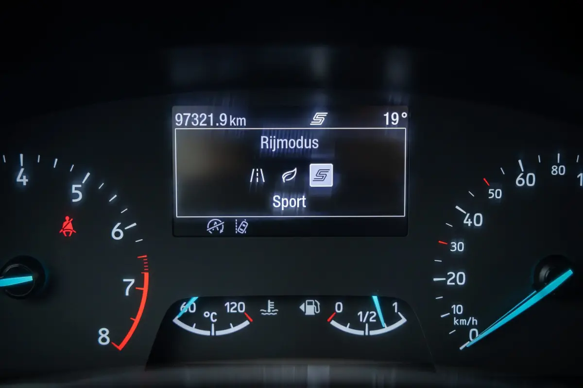 1.0 EcoBoost Connected | Apple Carplay/Android Auto | Parkeersensoren | Airco | Airco | Apple Carplay/Android Auto|telefoonintegratie premium | Cruise control