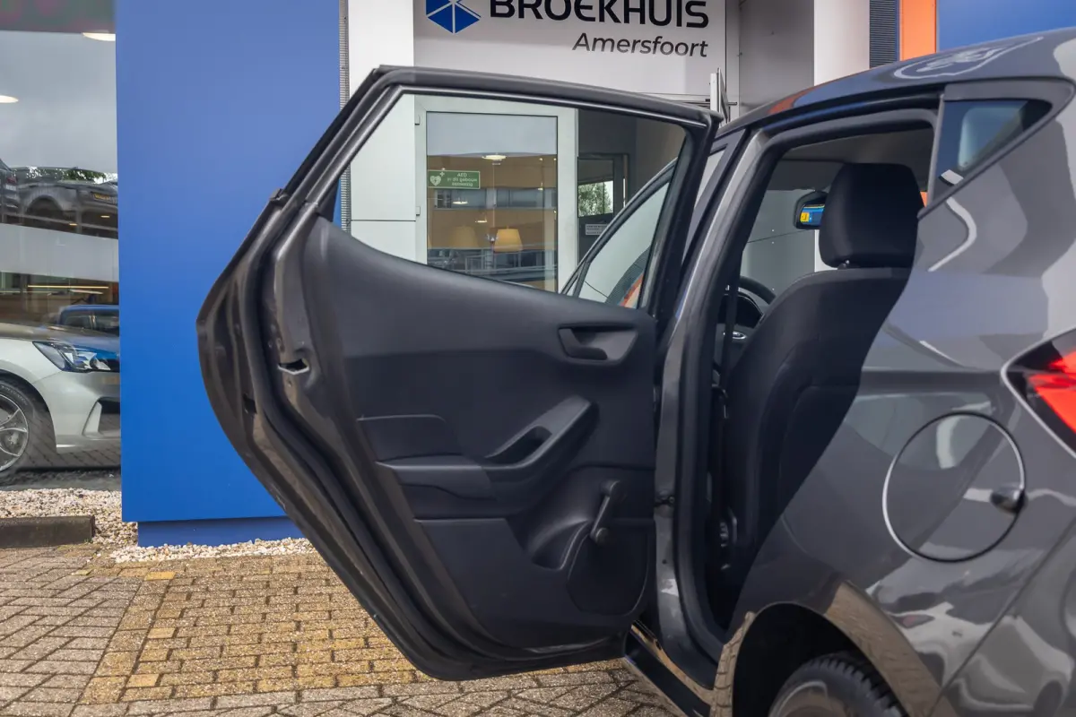 1.0 EcoBoost Connected | Apple Carplay/Android Auto | Parkeersensoren | Airco | Airco | Apple Carplay/Android Auto|telefoonintegratie premium | Cruise control