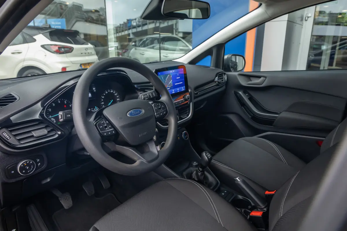 1.0 EcoBoost Connected | Apple Carplay/Android Auto | Parkeersensoren | Airco | Airco | Apple Carplay/Android Auto|telefoonintegratie premium | Cruise control