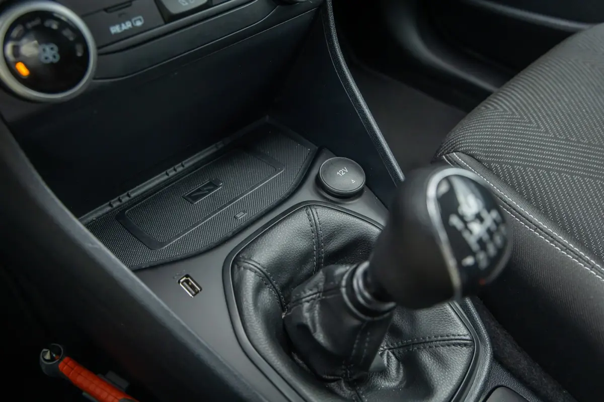 1.0 EcoBoost Connected | Apple Carplay/Android Auto | Parkeersensoren | Airco | Airco | Apple Carplay/Android Auto|telefoonintegratie premium | Cruise control