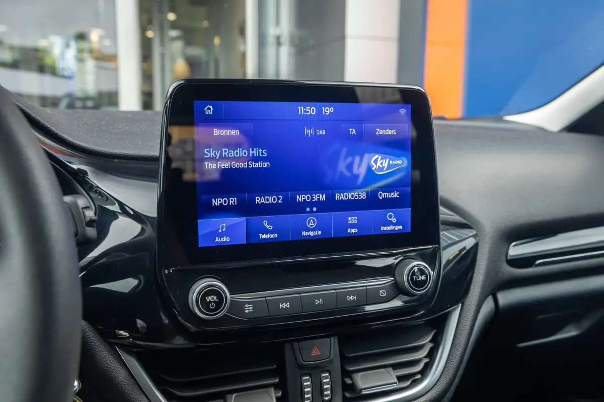 1.0 EcoBoost Connected | Apple Carplay/Android Auto | Parkeersensoren | Airco | Airco | Apple Carplay/Android Auto|telefoonintegratie premium | Cruise control