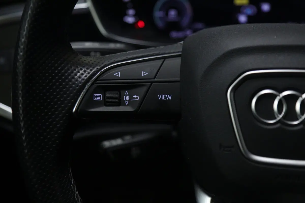 45 TFSI e S Edition 3X S-Line /PANO/CARPLAY/KEYLES/STOELV/BOMVOL