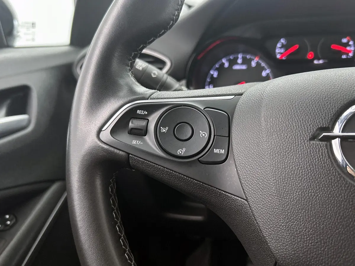 1.2 Turbo Edition | 110pk | Navigatie | Camera |
