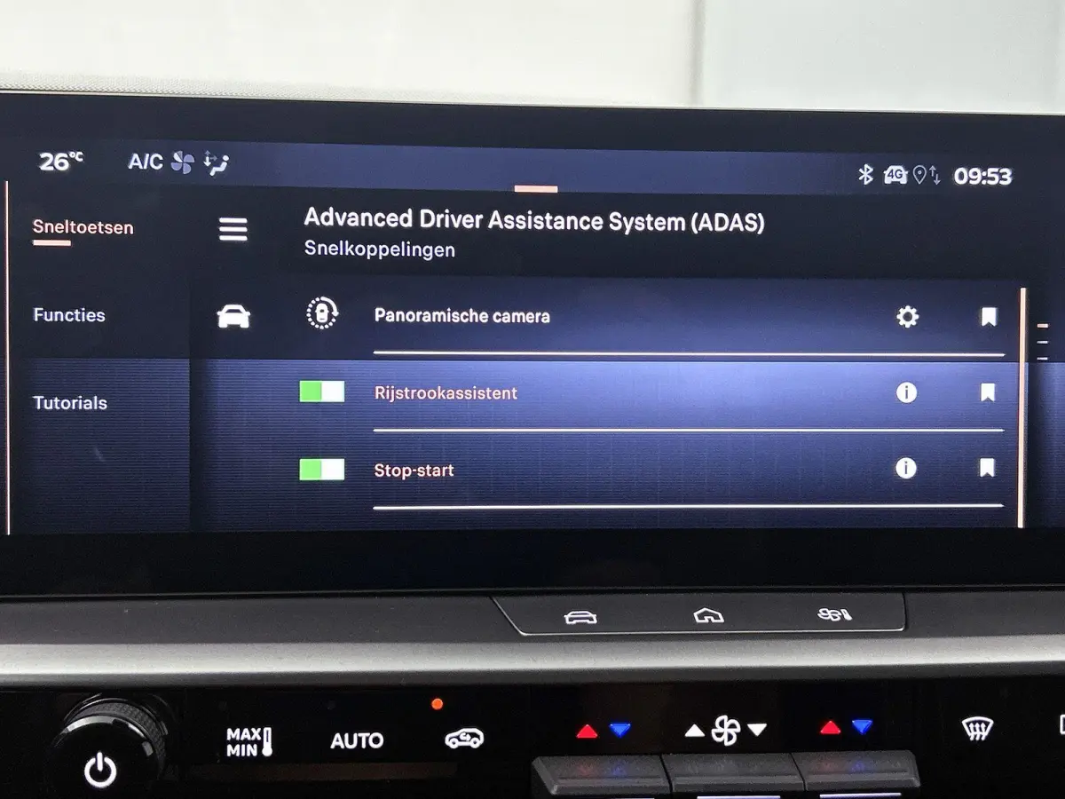 1.2 Turbo Hybrid Business Edition DEMO SALE | beschikbaar vanaf 15-10-2026