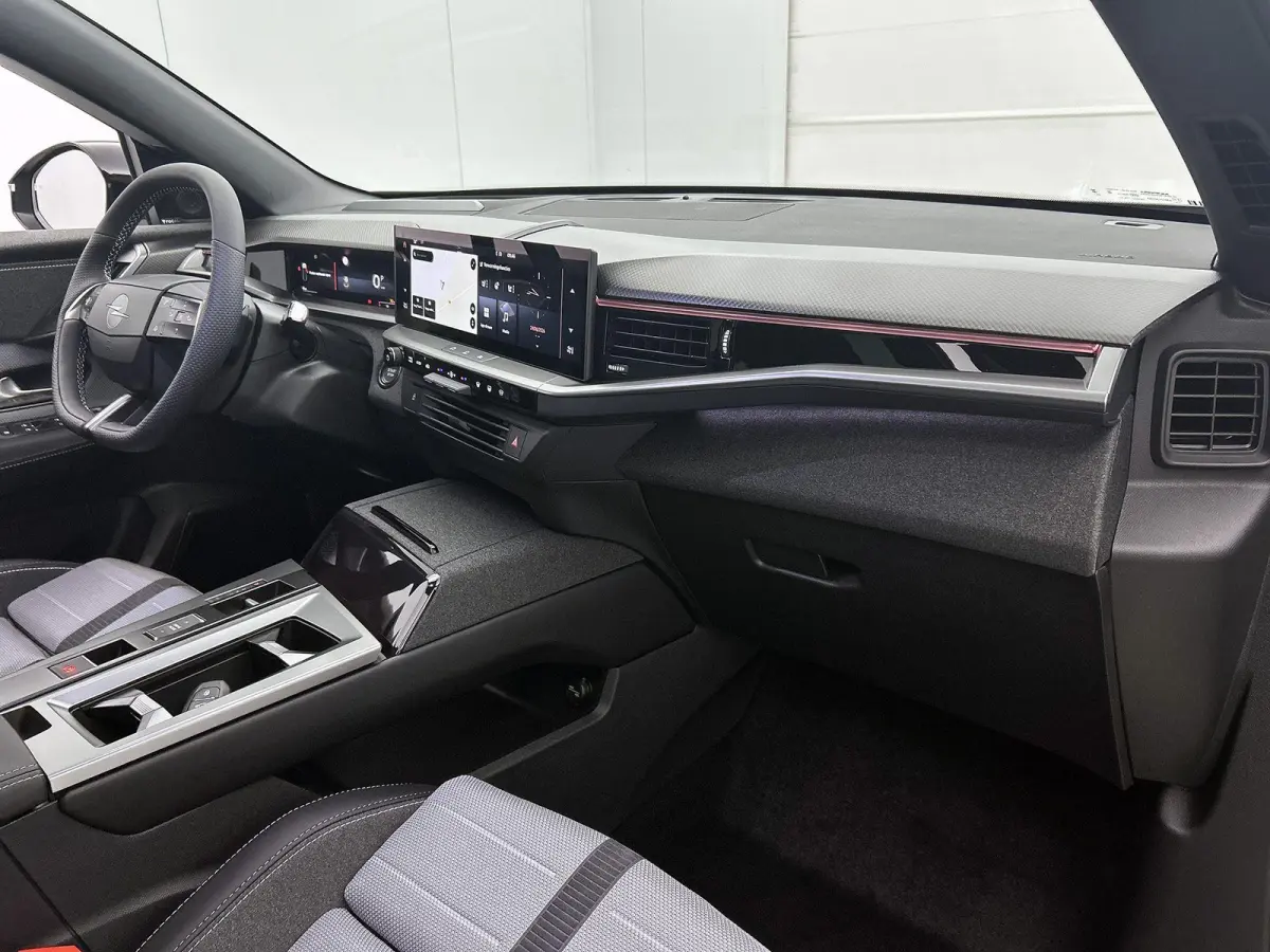 1.2 Turbo Hybrid Business Edition DEMO SALE | beschikbaar vanaf 15-10-2026