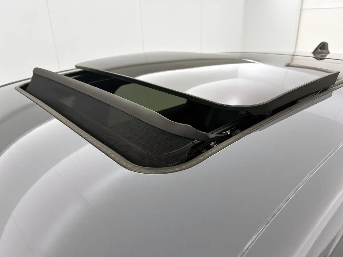 1.2 Turbo Hybrid Business Edition DEMO SALE | beschikbaar vanaf 15-10-2026