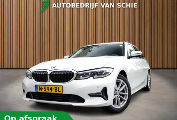 320i Business Edition 1e-Eig. & Dealer-Onderh. BOVAG-Garantie. NL-Auto.