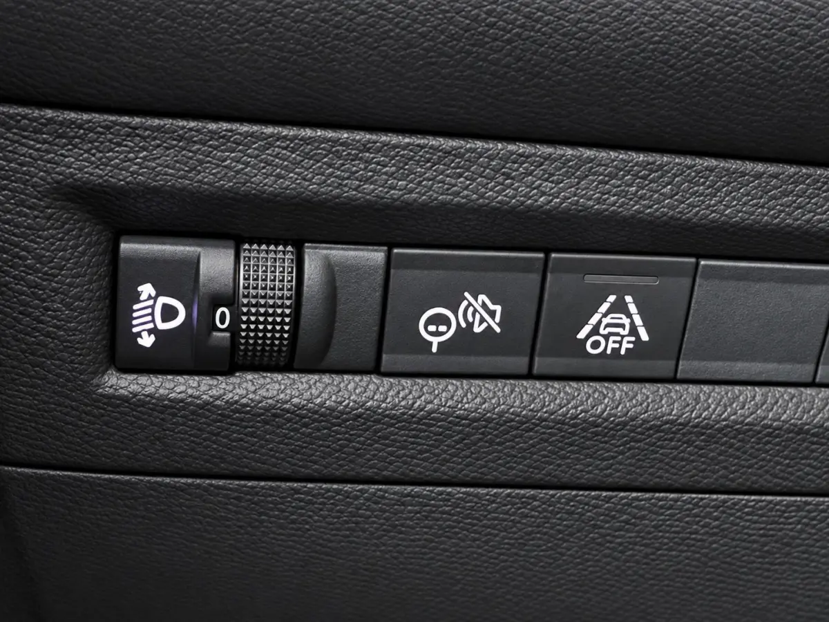 GS 44 kWh Navigatie Apple CarPlay Android Auto Camera Parkeerhulp Cruise Control Dodehoekdetectie Full Led Climate Control Lichtmetalen velgen