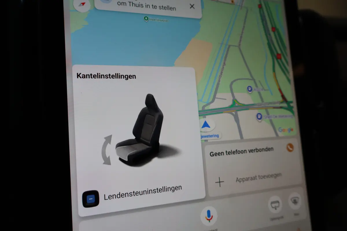 P3 Plus Europa 51 kWh Getint Glas | Elektr klep | BLIS | Elektr Stoelen | Stoelverw