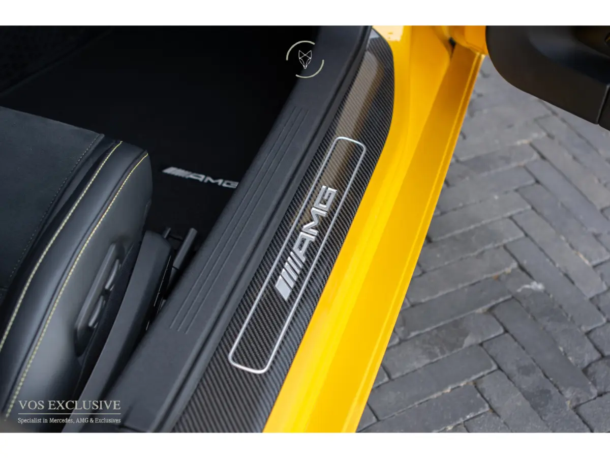 4.0 S Coupe Carbon in/exterieur|Ceramic|Dynamic plus|Designo|Performance stoelen|Dealer OH