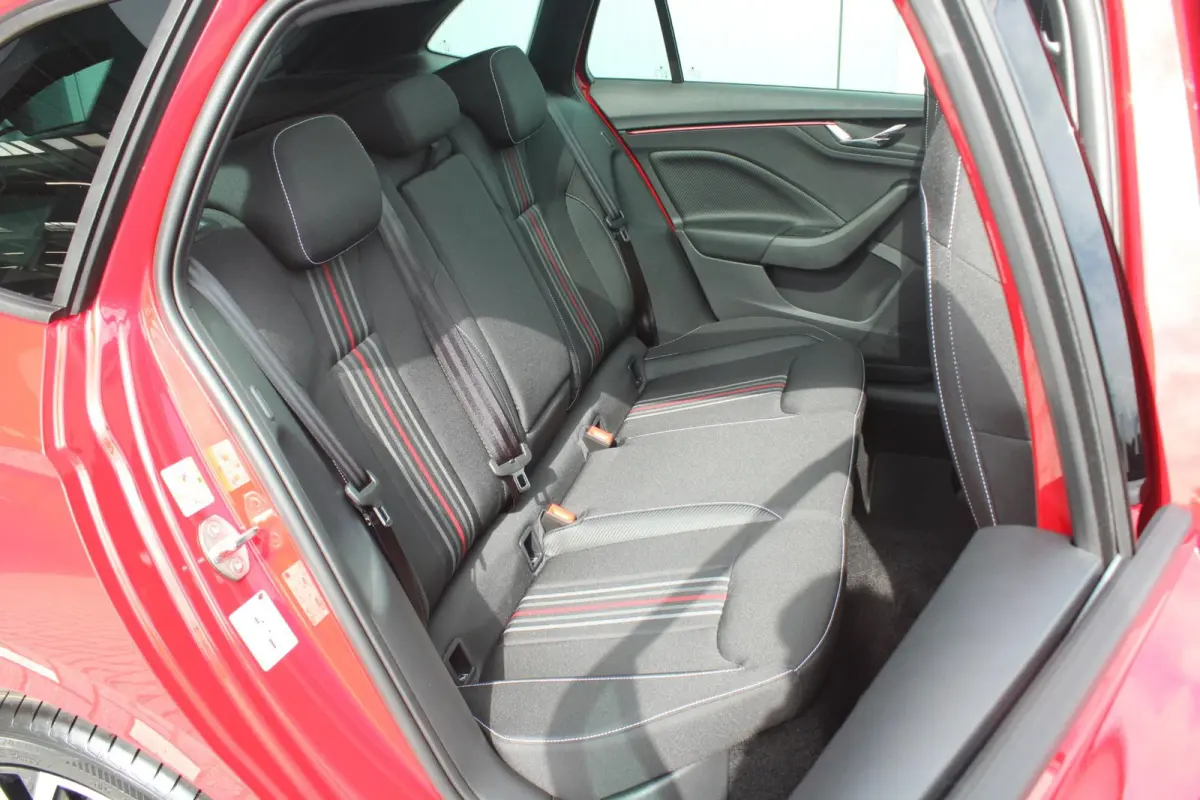 1.0 TSI 115pk DSG Monte Carlo | Velgen 18'' | Trekhaak Uitklapbaar