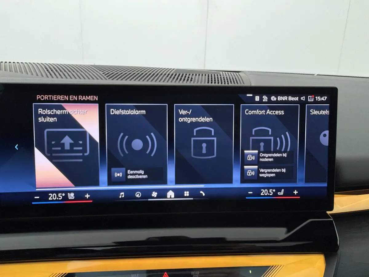 eDrive40 84 kWh M Sport Pro | Glazen Panoramadak | 21" Individual | Leder |  Stuur- & Stoelverwarming | Driving Assistant Professional | Harman Kardon | Head-Up | Stoelventilatie | Comfort A