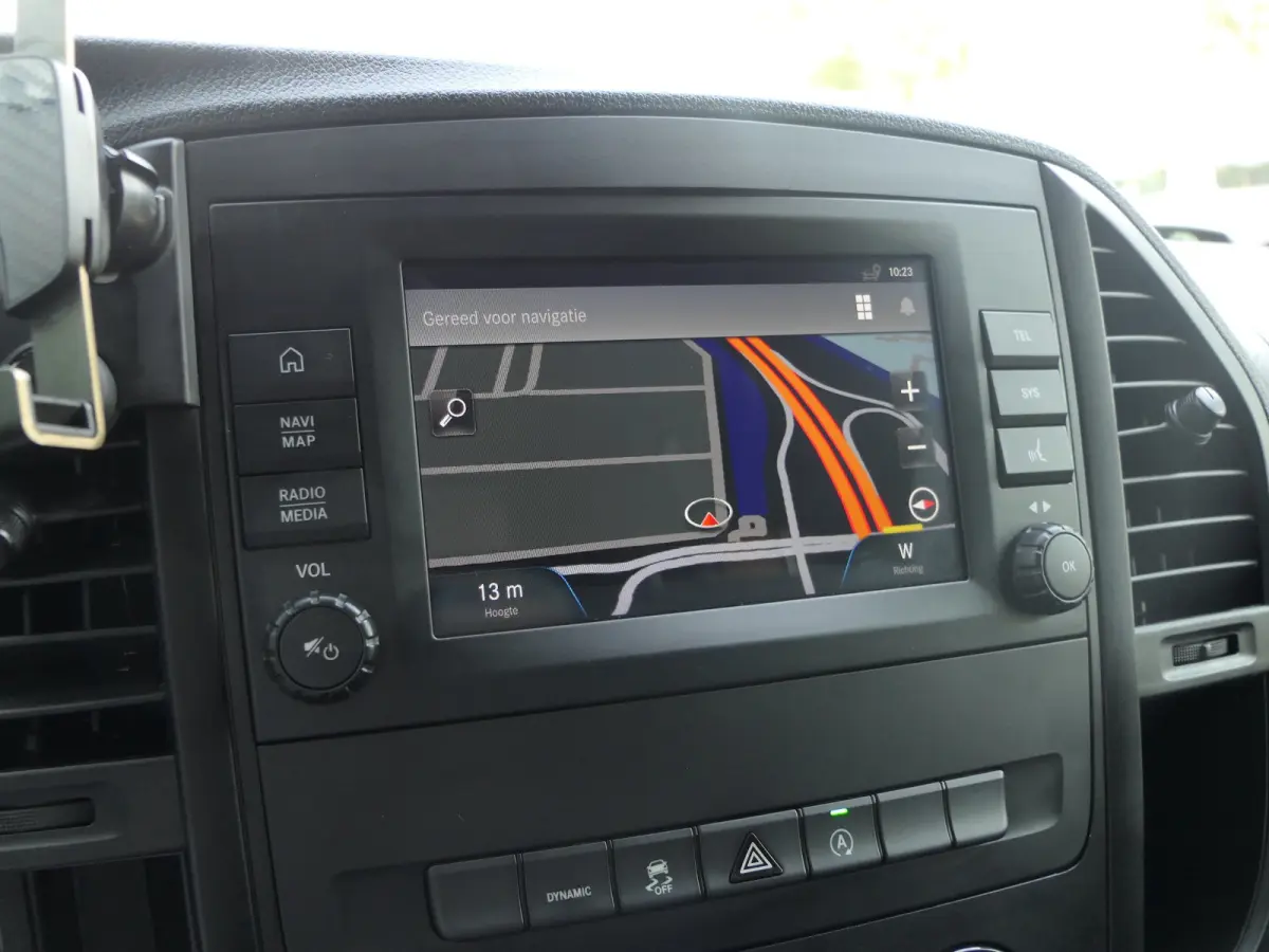 114 CDI Lang Lease-Edition | LED | Navigatie | CarPlay/Android Auto | Aftimmering | Lichtmetalen Velgen | Stoelverwarming | Comfort Stoelen