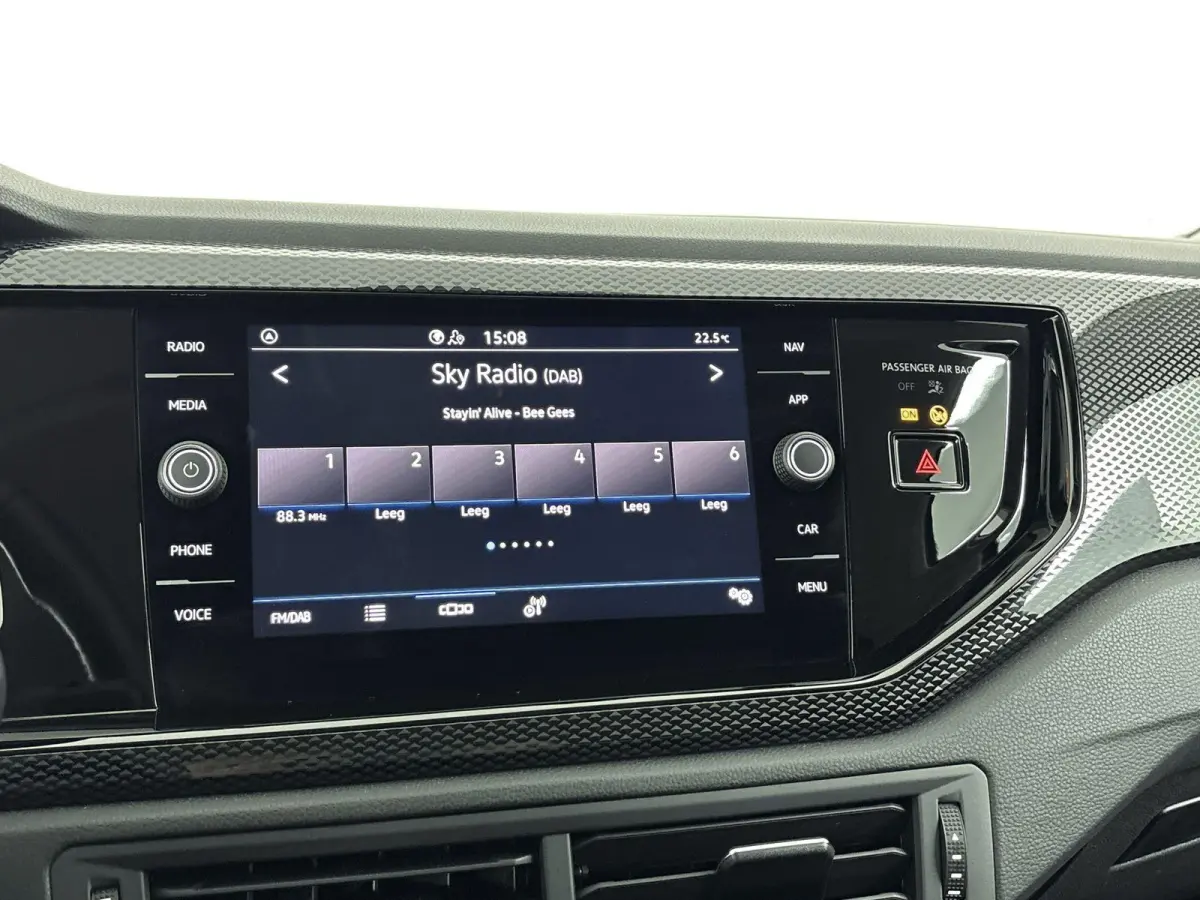 1.0 TSI Life Edition 95 PK | Navigatie | Camera | Apple Carplay draadloos | Android Auto draadloos | | Keyless access | Stoelverwarming | Climate Control | Digital Cockpit | Adaptive Cruise 