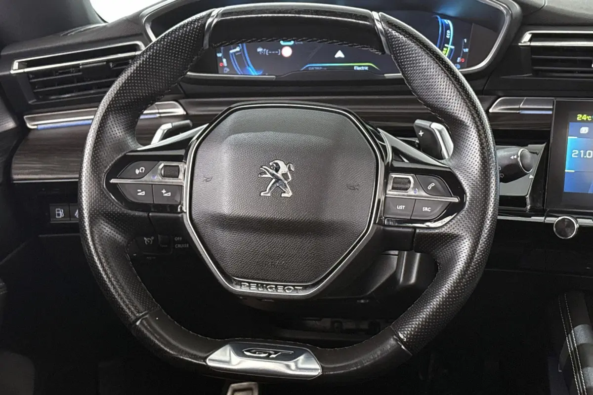 1.6 HYbrid GT Line SOH 91.5% Panoramadak Nappa Leder Stoelverwarming FOCAL