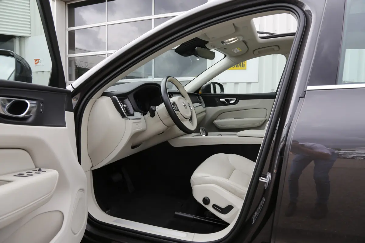 2.0 T6 Plug-in hybrid AWD Longe Range*Perfect Volvo Onderh.*Leder/Pano/Camera/Keyless Entry+Go/Elek. Klep/LED/DAB/Rijstrook/Parkeersens.V+A/18 inch LM*