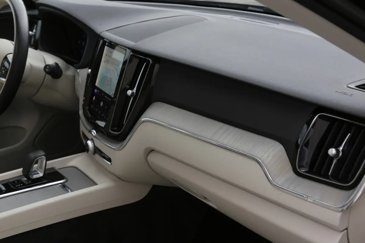 2.0 T6 Plug-in hybrid AWD Longe Range*Perfect Volvo Onderh.*Leder/Pano/Camera/Keyless Entry+Go/Elek. Klep/LED/DAB/Rijstrook/Parkeersens.V+A/18 inch LM*